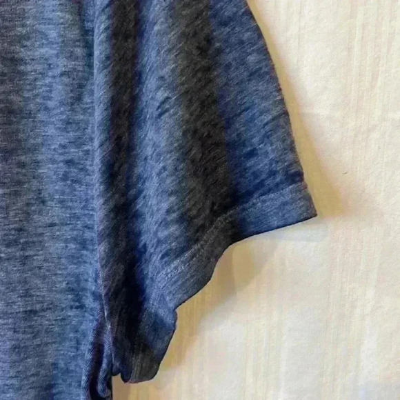 BCG BURNOUT SHORT SLEEVE V-NECK WORKOUT TOP SHIRT BLUE‎ SIZE M LIGHTWEIGHT - Picture 3 of 6